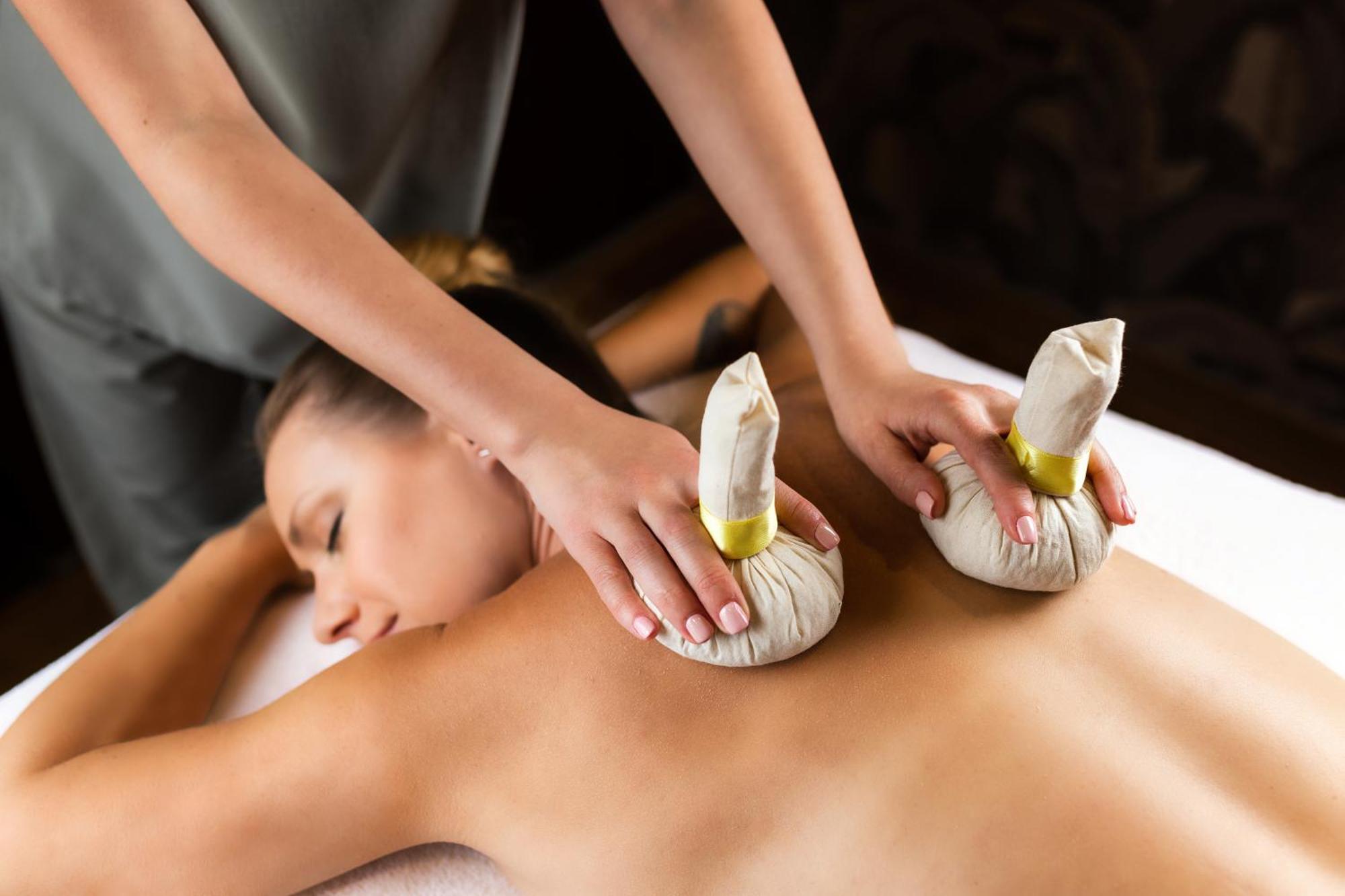 Hilton Rijeka Costabella Beach Resort And Spa Luaran gambar Thai herbal compress massage