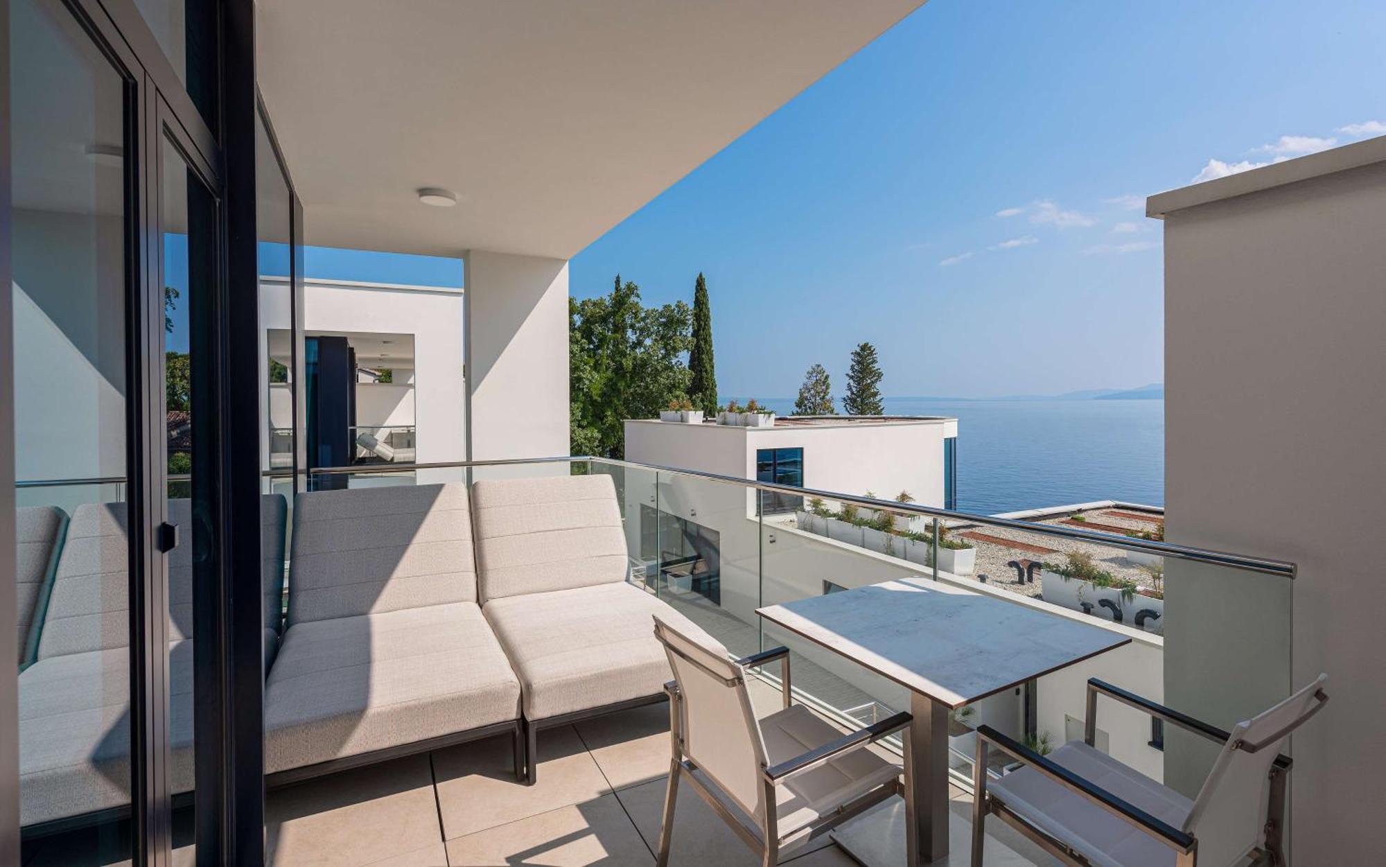 Hilton Rijeka Costabella Beach Resort And Spa Luaran gambar